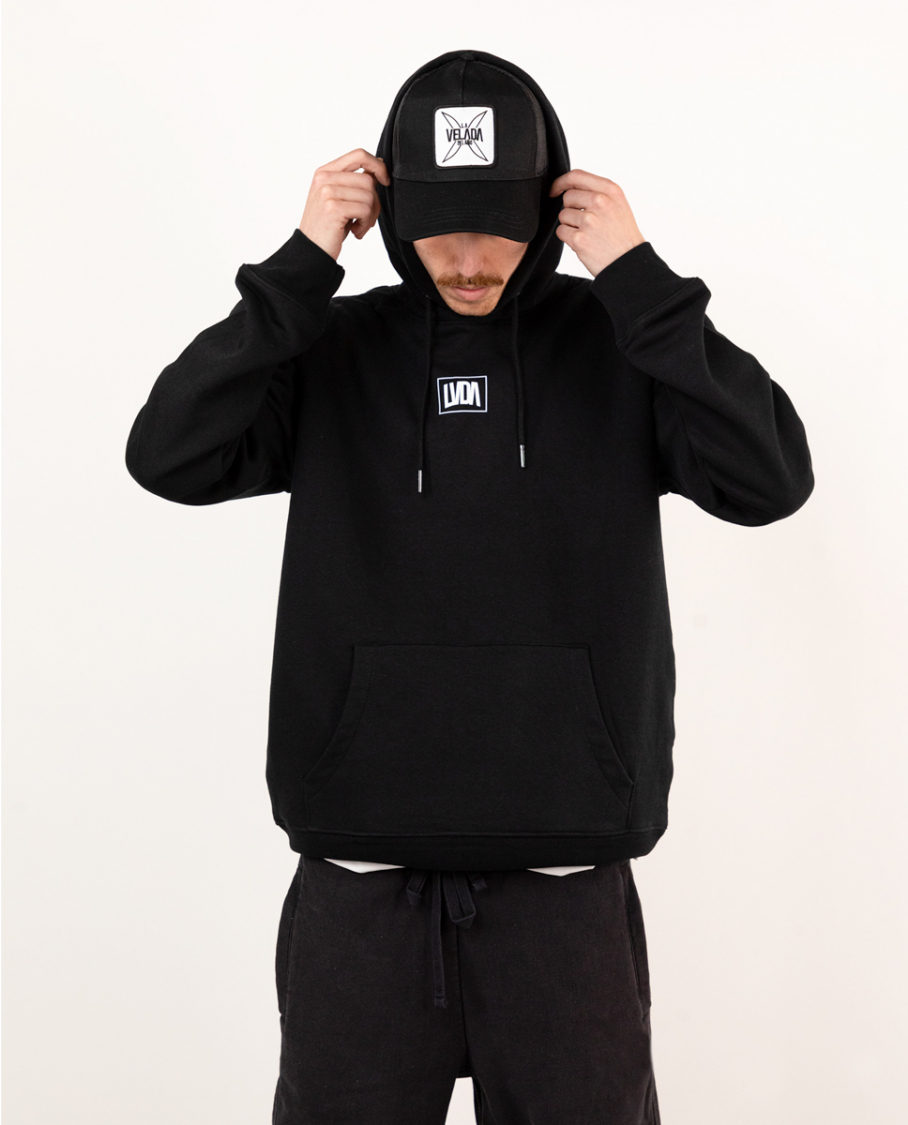 SUDADERA CON CAPUCHA LVDA